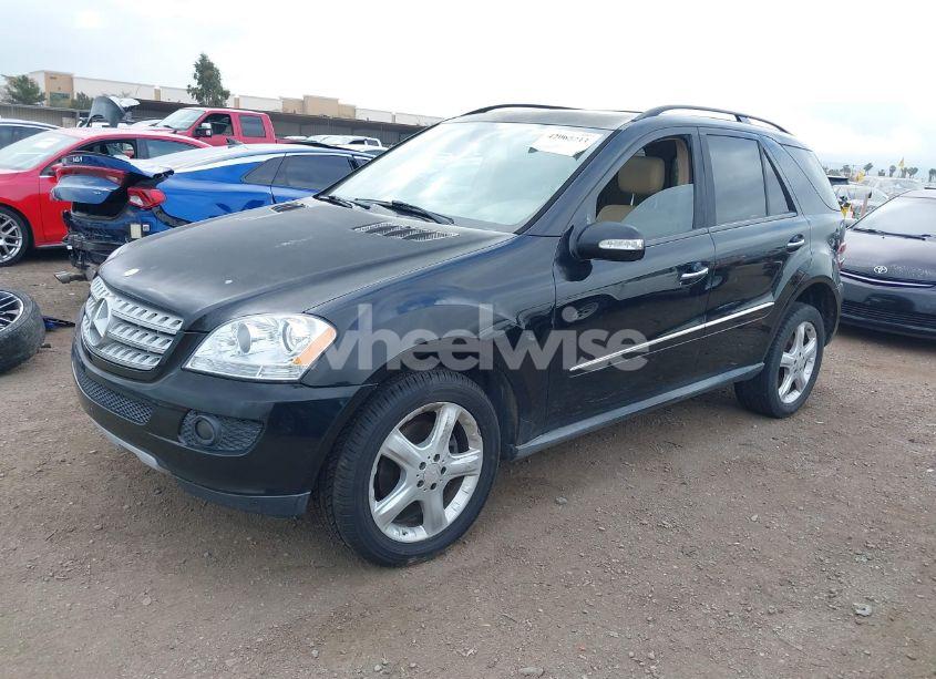 Photo 2 of 2008 Mercedes-benz Ml 350 4MATIC (VIN 4JGBB86E68A421520)