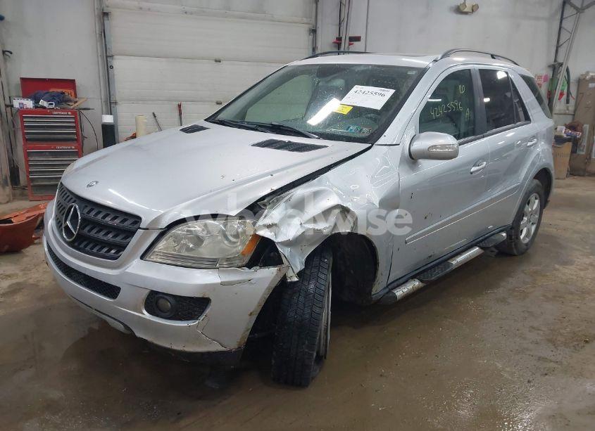 Photo 2 of 2006 Mercedes-benz Ml 350 4MATIC (VIN 4JGBB86E76A002766)