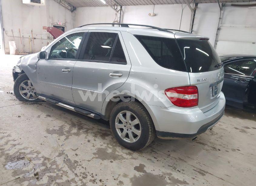 Photo 3 of 2006 Mercedes-benz Ml 350 4MATIC (VIN 4JGBB86E76A002766)