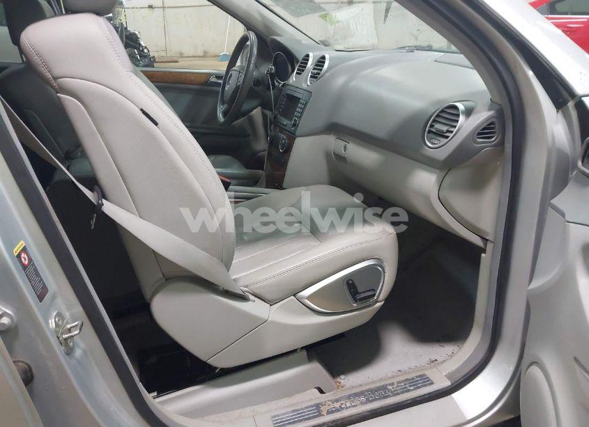 Photo 5 of 2006 Mercedes-benz Ml 350 4MATIC (VIN 4JGBB86E76A002766)