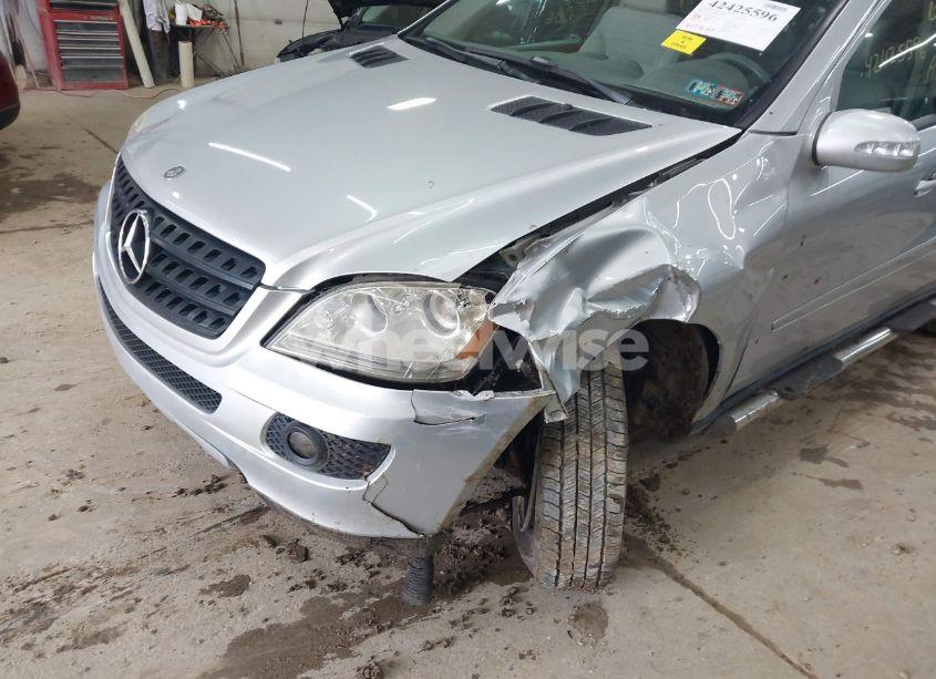 Photo 6 of 2006 Mercedes-benz Ml 350 4MATIC (VIN 4JGBB86E76A002766)
