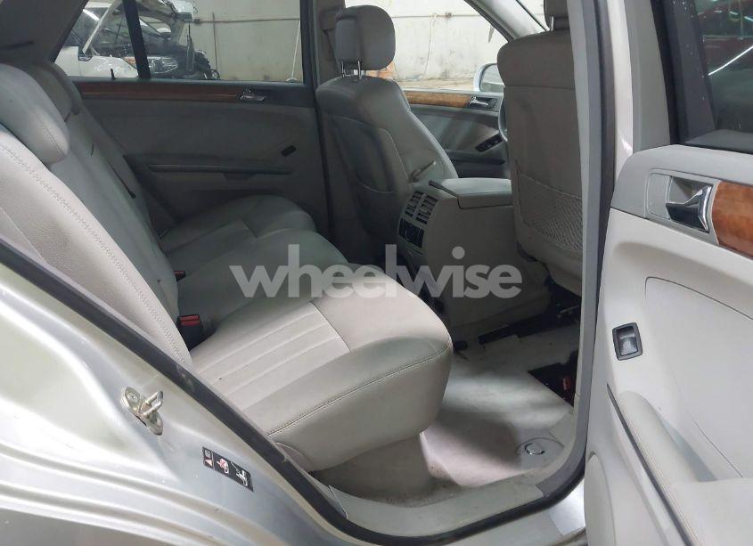 Photo 8 of 2006 Mercedes-benz Ml 350 4MATIC (VIN 4JGBB86E76A002766)