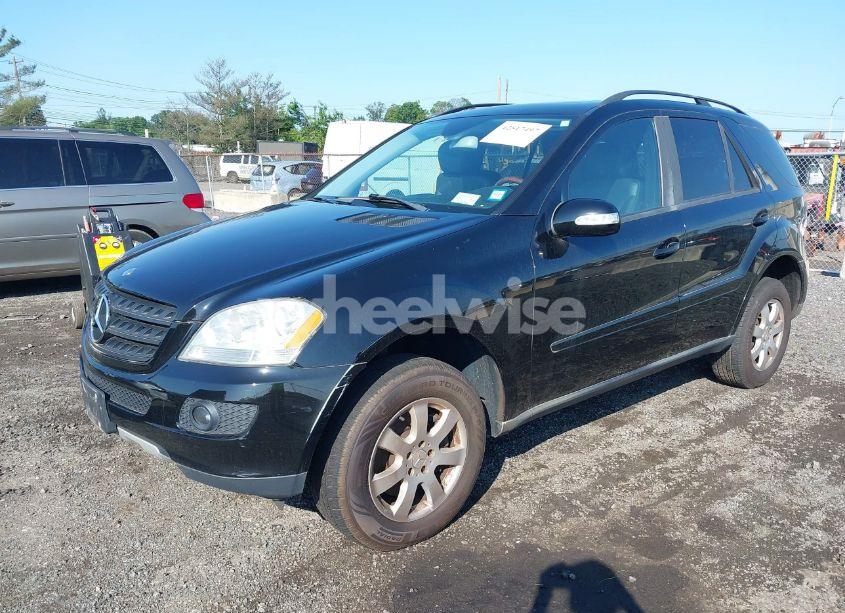 Photo 2 of 2006 Mercedes-benz Ml 350 4MATIC (VIN 4JGBB86E76A007773)