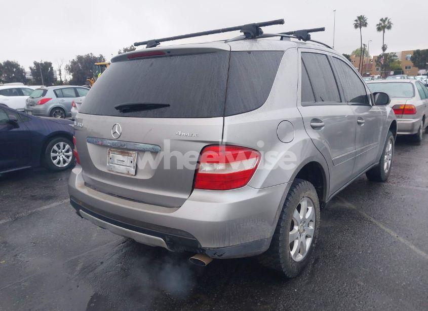 Photo 4 of 2006 Mercedes-benz Ml 350 4MATIC (VIN 4JGBB86E76A075782)
