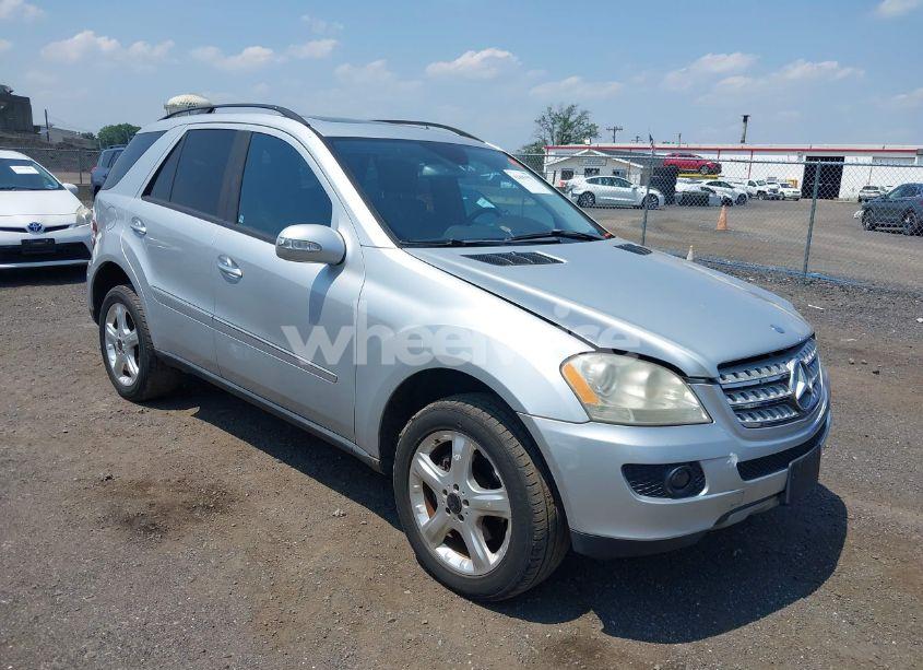 2006 Mercedes-benz Ml 350 4MATIC (VIN 4JGBB86E76A080125) main photo