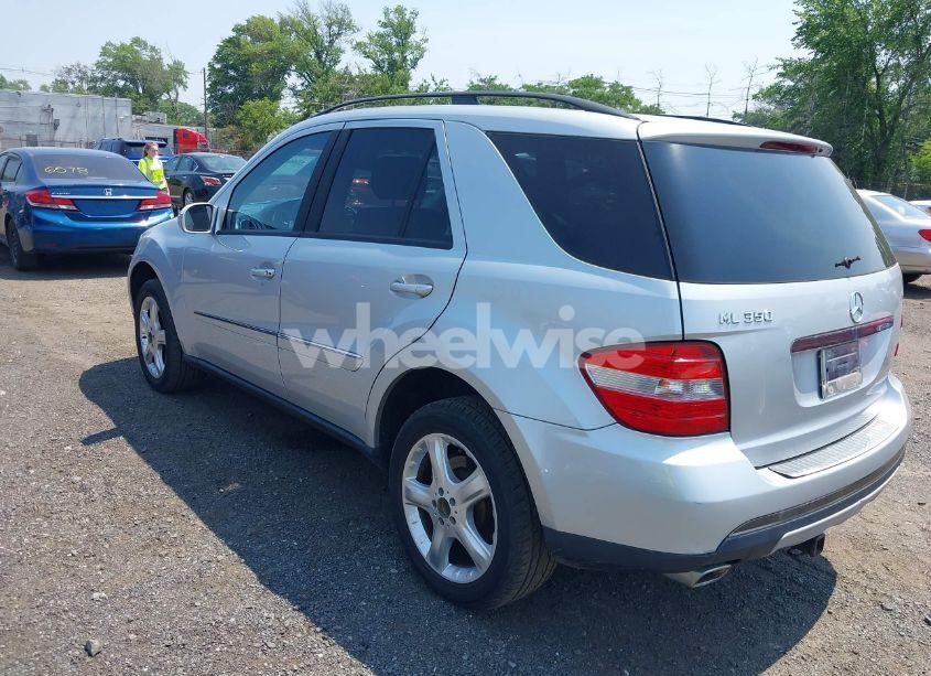 Photo 3 of 2006 Mercedes-benz Ml 350 4MATIC (VIN 4JGBB86E76A080125)
