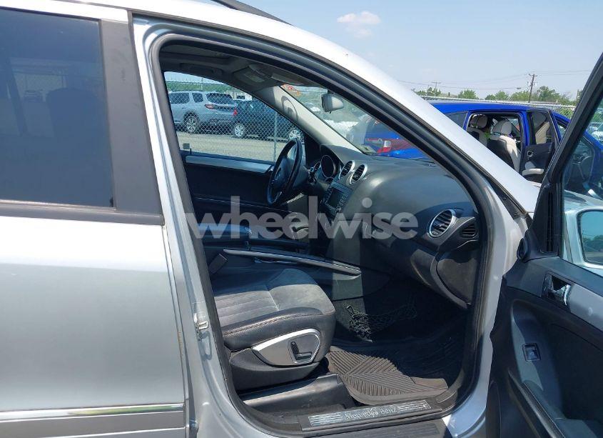 Photo 5 of 2006 Mercedes-benz Ml 350 4MATIC (VIN 4JGBB86E76A080125)