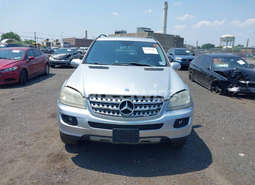 Photo 6 of 2006 Mercedes-benz Ml 350 4MATIC (VIN 4JGBB86E76A080125)