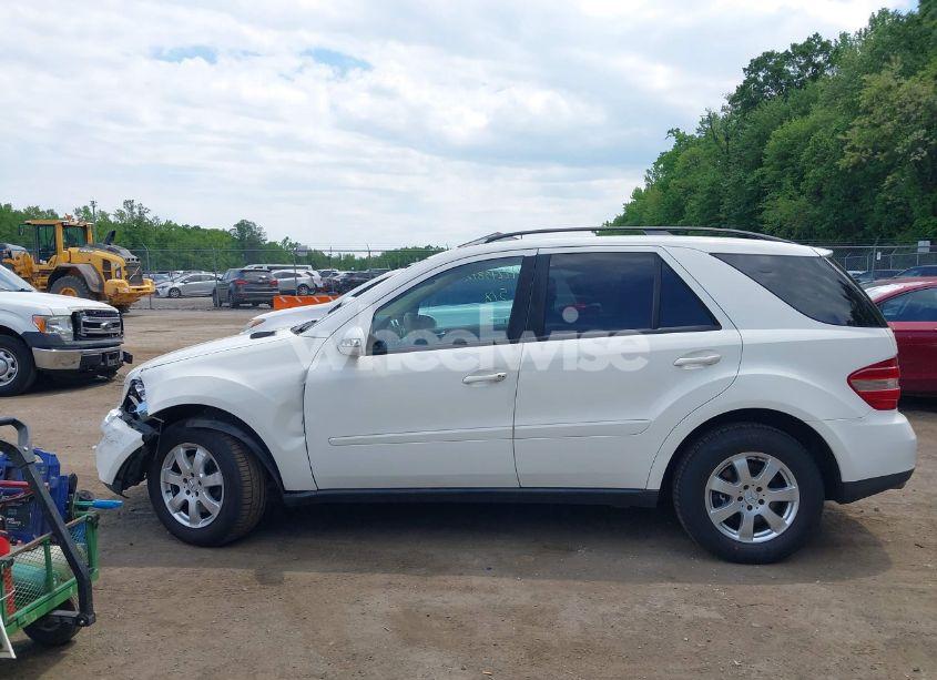 Photo 14 of 2006 Mercedes-benz Ml 350 4MATIC (VIN 4JGBB86E76A103158)