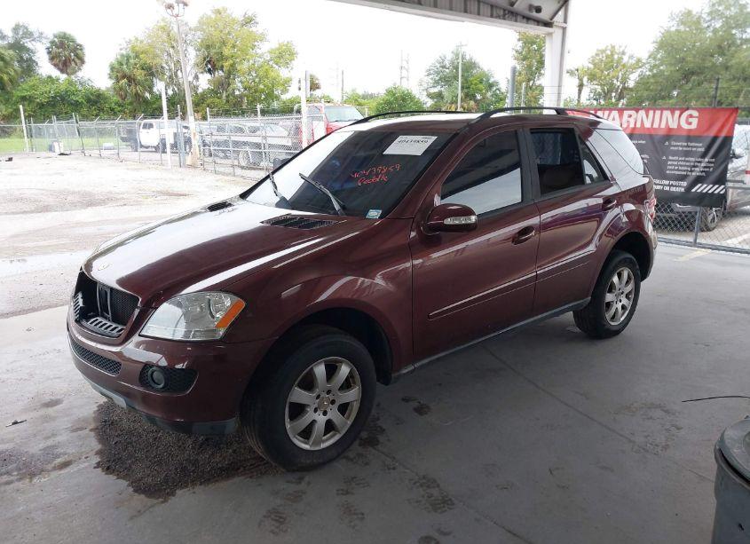 Photo 2 of 2006 Mercedes-benz Ml 350 4MATIC (VIN 4JGBB86E76A103838)