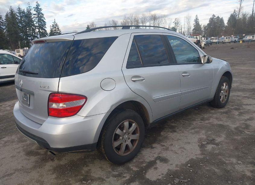 Photo 4 of 2006 Mercedes-benz Ml 350 4MATIC (VIN 4JGBB86E76A115746)