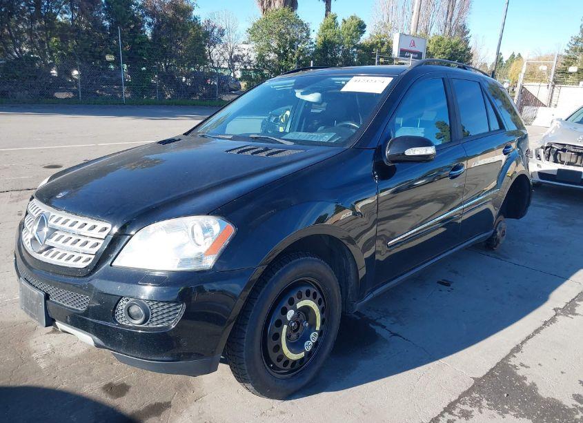 Photo 6 of 2006 Mercedes-benz Ml 350 4MATIC (VIN 4JGBB86E76A123944)