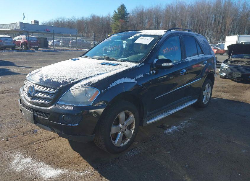Photo 2 of 2008 Mercedes-benz Ml 350 4MATIC (VIN 4JGBB86E78A301242)