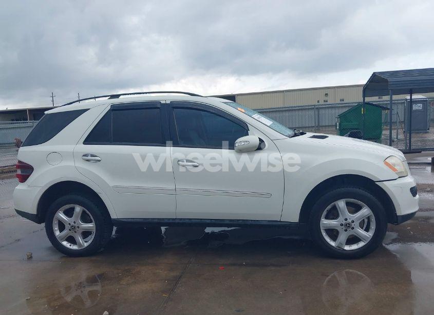 Photo 13 of 2008 Mercedes-benz Ml 350 4MATIC (VIN 4JGBB86E78A402071)