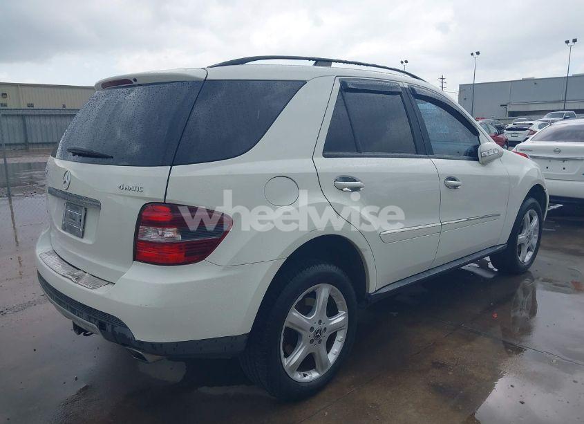 Photo 4 of 2008 Mercedes-benz Ml 350 4MATIC (VIN 4JGBB86E78A402071)