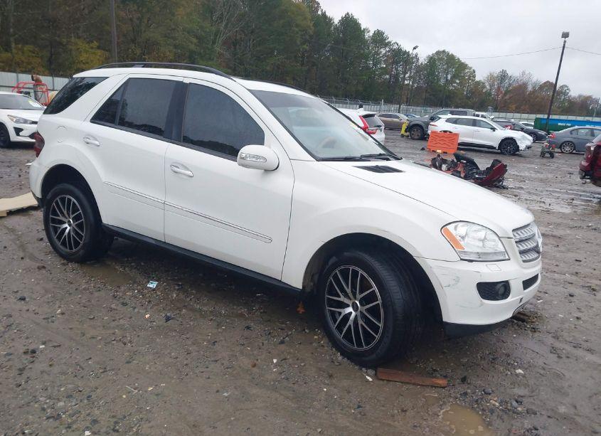 2008 Mercedes-benz Ml 350 4MATIC (VIN 4JGBB86E88A376192) main photo
