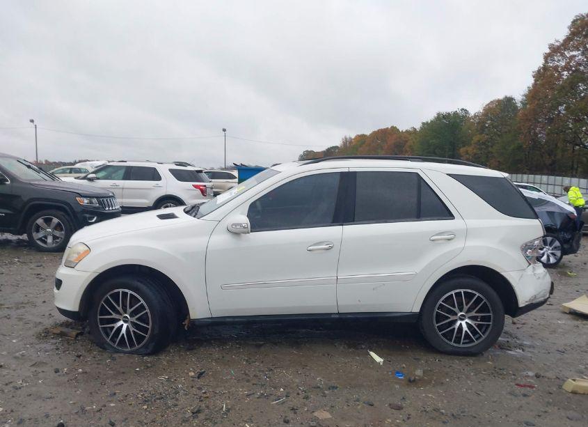 Photo 15 of 2008 Mercedes-benz Ml 350 4MATIC (VIN 4JGBB86E88A376192)