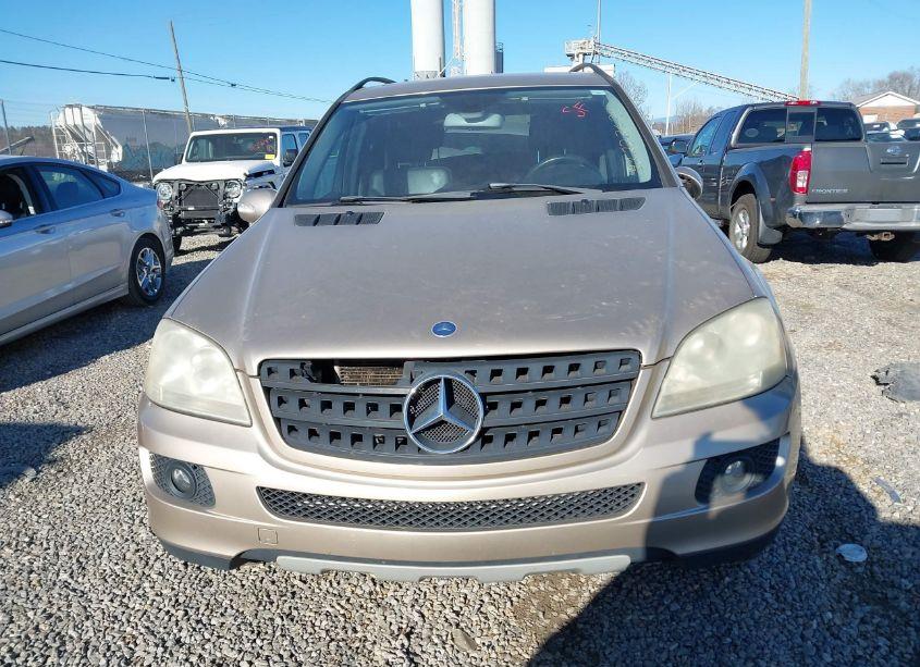 Photo 12 of 2006 Mercedes-benz Ml 350 4MATIC (VIN 4JGBB86E96A078019)