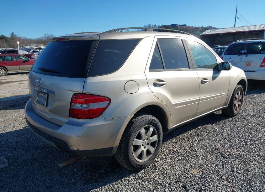 Photo 4 of 2006 Mercedes-benz Ml 350 4MATIC (VIN 4JGBB86E96A078019)