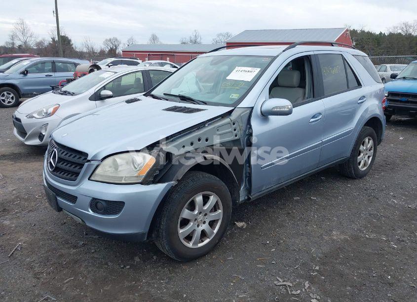 Photo 2 of 2006 Mercedes-benz Ml 350 4MATIC (VIN 4JGBB86E96A087271)