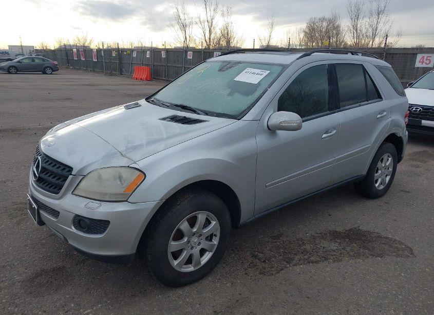 Photo 2 of 2006 Mercedes-benz Ml 350 4MATIC (VIN 4JGBB86E96A148621)