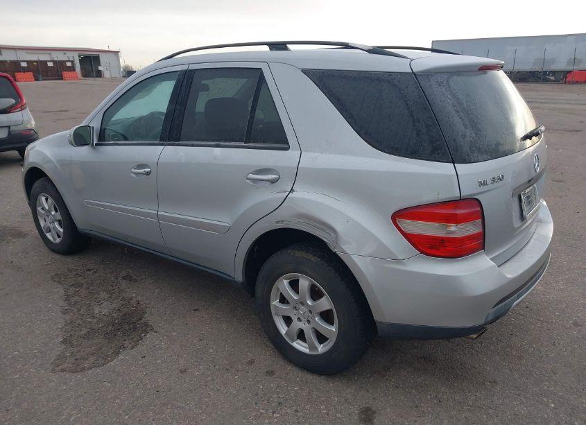 Photo 3 of 2006 Mercedes-benz Ml 350 4MATIC (VIN 4JGBB86E96A148621)