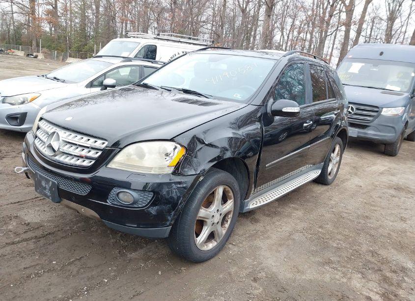 Photo 2 of 2008 Mercedes-benz Ml 350 4MATIC (VIN 4JGBB86E98A430647)