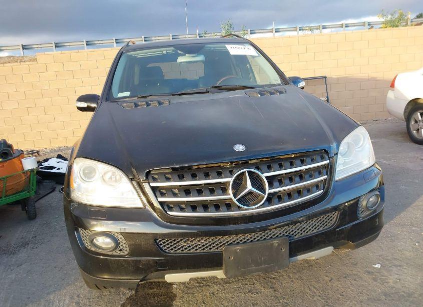 Photo 12 of 2006 Mercedes-benz Ml 350 4MATIC (VIN 4JGBB86EX6A064095)