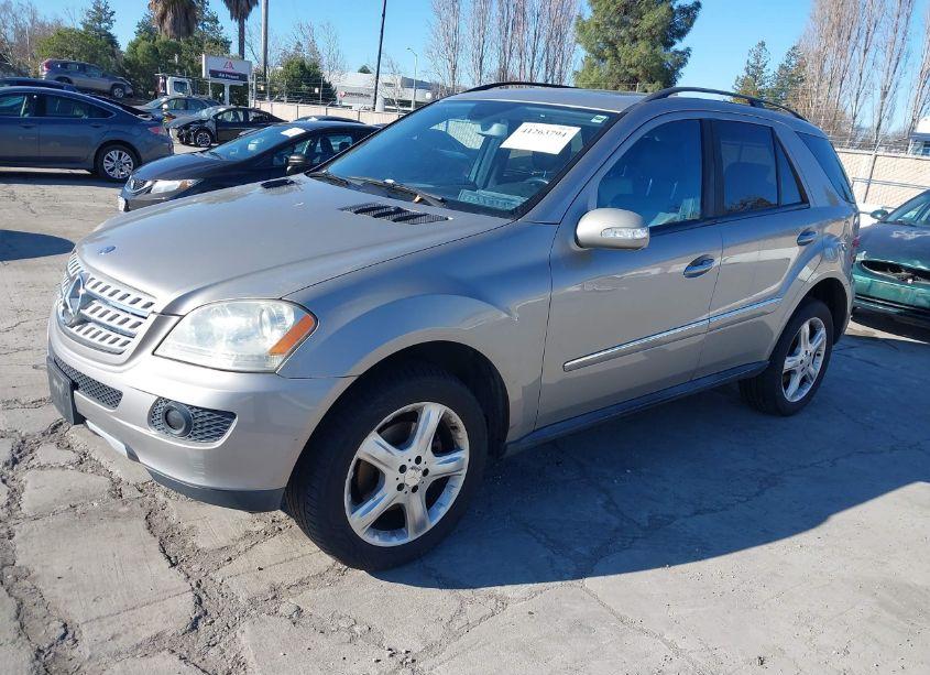 Photo 2 of 2008 Mercedes-benz Ml 350 4MATIC (VIN 4JGBB86EX8A347602)