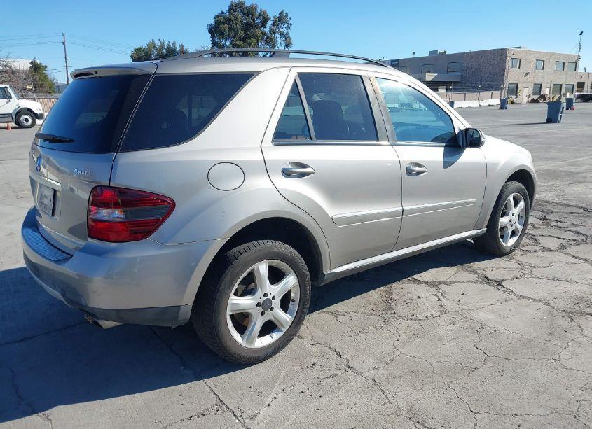 Photo 4 of 2008 Mercedes-benz Ml 350 4MATIC (VIN 4JGBB86EX8A347602)