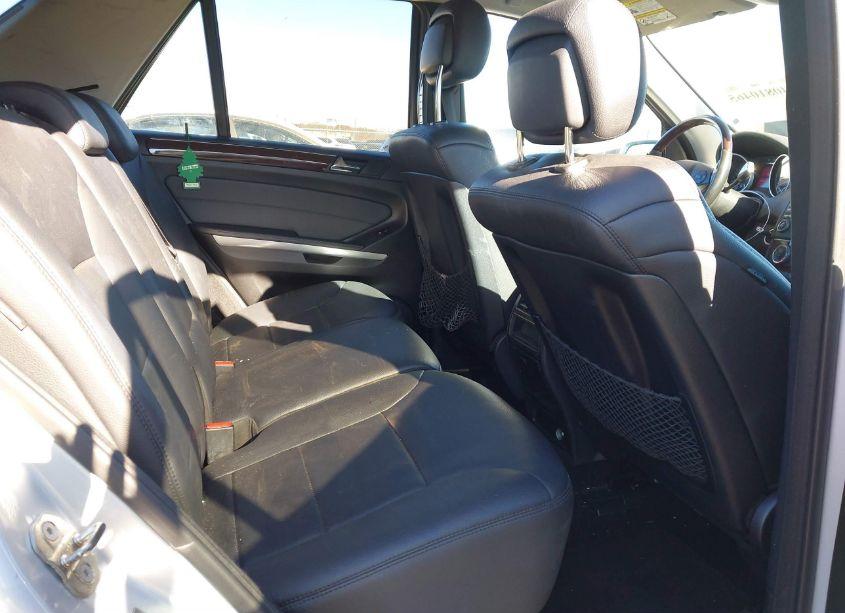 Photo 8 of 2010 Mercedes-benz Ml 350 4MATIC (VIN 4JGBB8GB1AA580309)