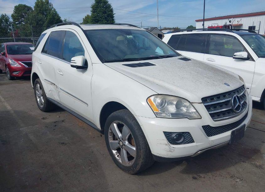 2011 Mercedes-benz Ml 350 4MATIC (VIN 4JGBB8GB1BA672084) main photo