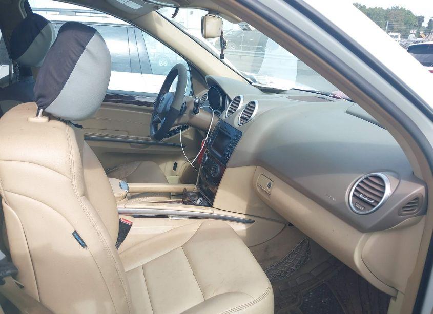 Photo 5 of 2011 Mercedes-benz Ml 350 4MATIC (VIN 4JGBB8GB1BA672084)