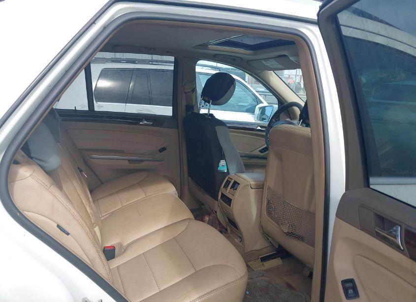 Photo 8 of 2011 Mercedes-benz Ml 350 4MATIC (VIN 4JGBB8GB1BA672084)