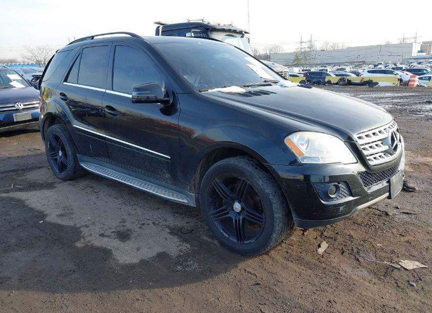 2011 Mercedes-benz Ml 350 4MATIC (VIN 4JGBB8GB1BA705195) main photo