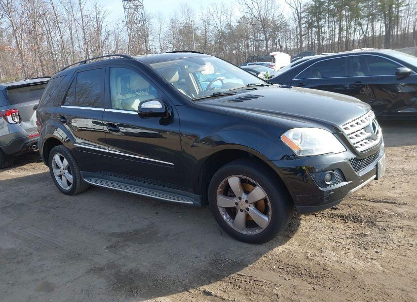 2010 Mercedes-benz Ml 350 4MATIC (VIN 4JGBB8GB2AA572428) main photo