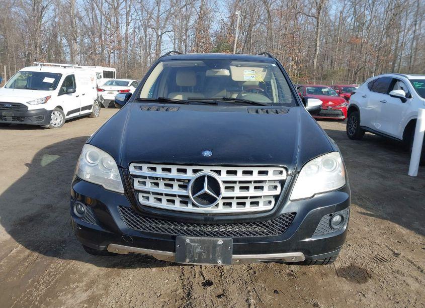 Photo 12 of 2010 Mercedes-benz Ml 350 4MATIC (VIN 4JGBB8GB2AA572428)