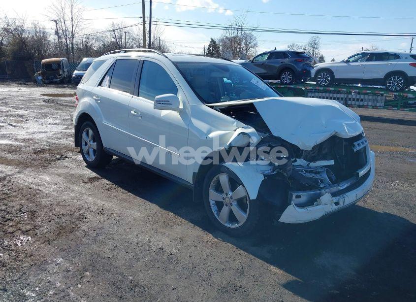 2011 Mercedes-benz Ml 350 4MATIC (VIN 4JGBB8GB2BA630345) main photo