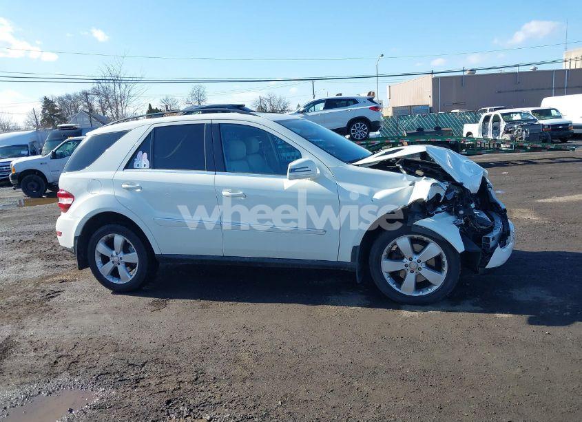 Photo 13 of 2011 Mercedes-benz Ml 350 4MATIC (VIN 4JGBB8GB2BA630345)