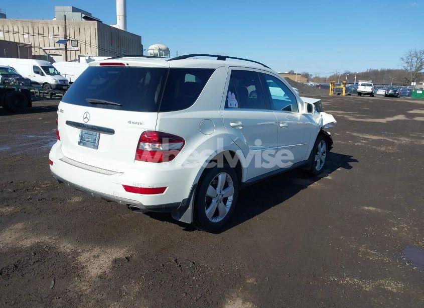 Photo 4 of 2011 Mercedes-benz Ml 350 4MATIC (VIN 4JGBB8GB2BA630345)