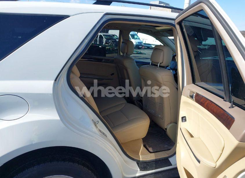 Photo 8 of 2011 Mercedes-benz Ml 350 4MATIC (VIN 4JGBB8GB2BA630345)