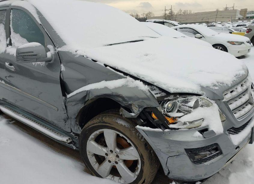 Photo 6 of 2011 Mercedes-benz Ml 350 4MATIC (VIN 4JGBB8GB2BA669372)