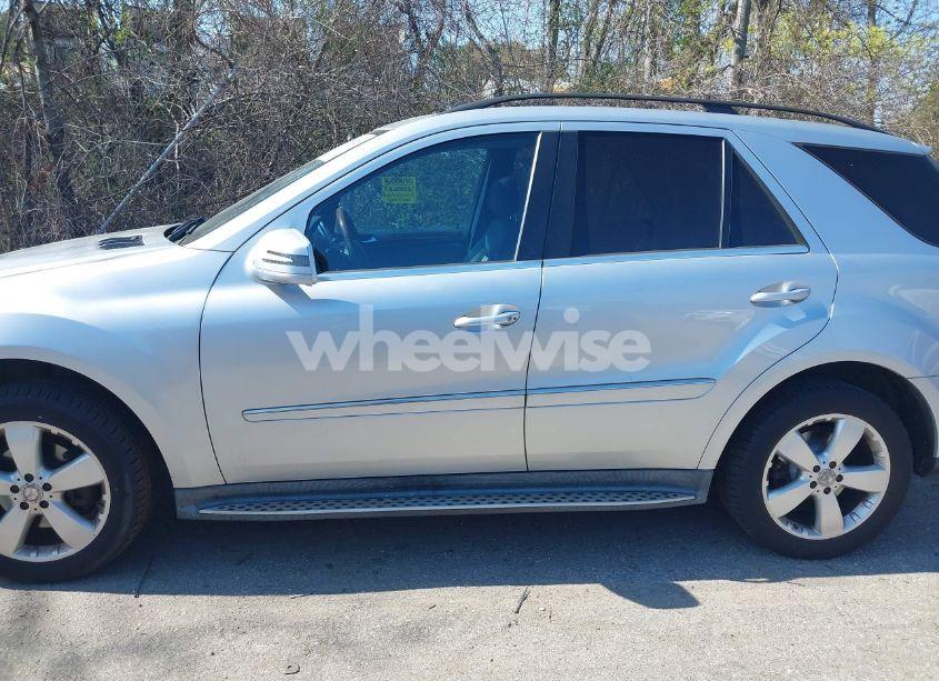Photo 14 of 2011 Mercedes-benz Ml 350 4MATIC (VIN 4JGBB8GB2BA702483)
