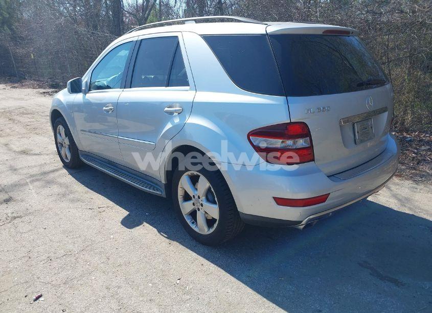 Photo 3 of 2011 Mercedes-benz Ml 350 4MATIC (VIN 4JGBB8GB2BA702483)