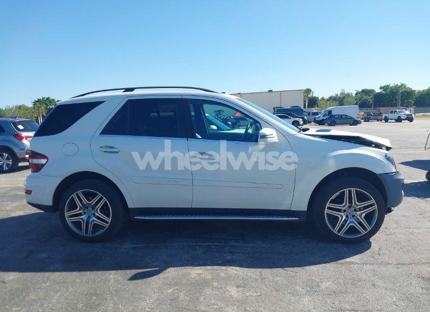Photo 13 of 2011 Mercedes-benz Ml 350 4MATIC (VIN 4JGBB8GB3BA663385)