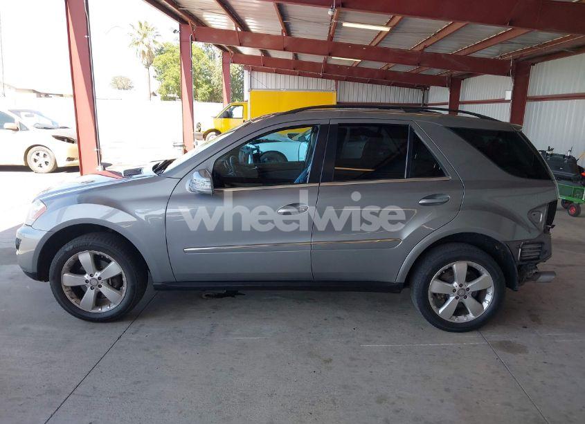Photo 15 of 2011 Mercedes-benz Ml 350 4MATIC (VIN 4JGBB8GB3BA696290)