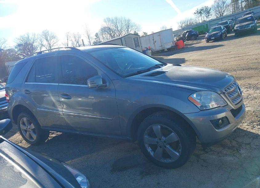 Photo 13 of 2011 Mercedes-benz Ml 350 4MATIC (VIN 4JGBB8GB3BA729109)