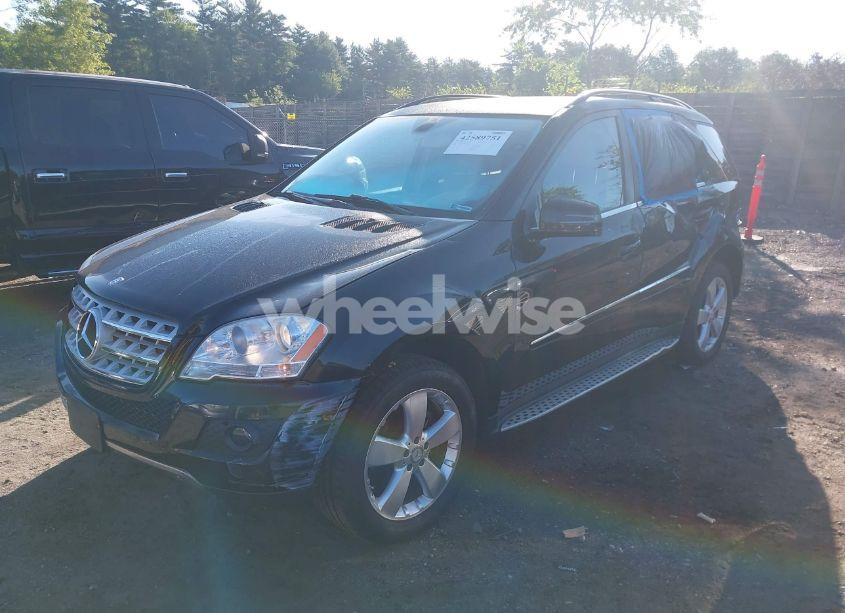 Photo 2 of 2011 Mercedes-benz Ml 350 4MATIC (VIN 4JGBB8GB4BA705899)