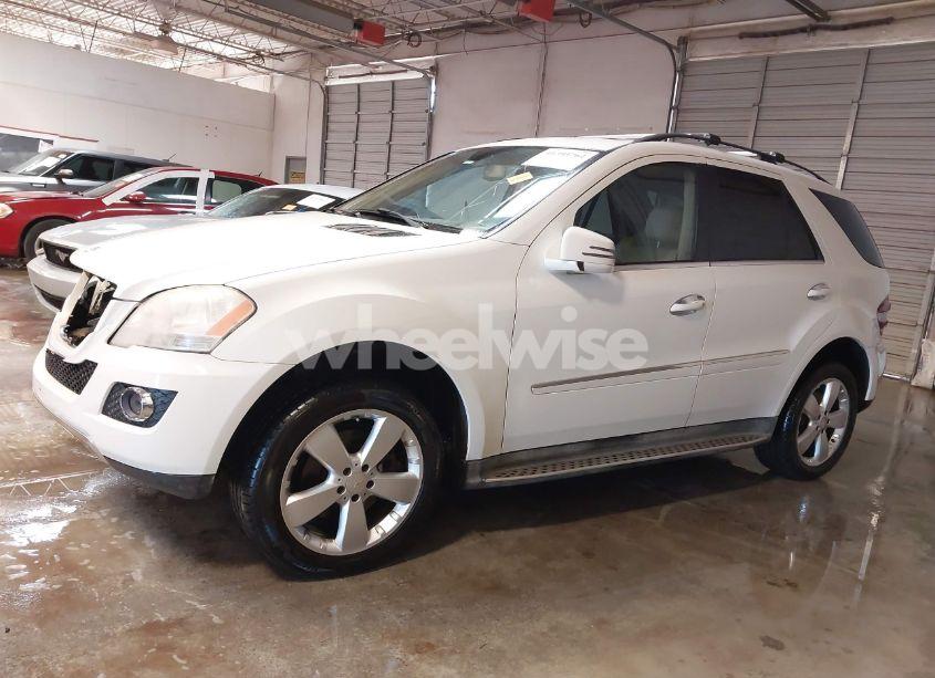 Photo 14 of 2011 Mercedes-benz Ml 350 4MATIC (VIN 4JGBB8GB4BA716692)