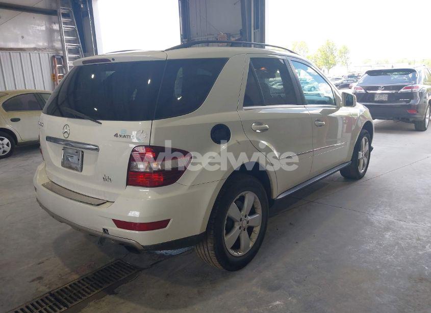 Photo 4 of 2011 Mercedes-benz Ml 350 4MATIC (VIN 4JGBB8GB4BA738479)